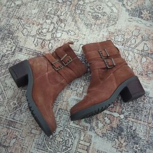 Vintage Foundry Co Women's Charmaine Ankle Boots, Camel Brown, Size 8(VFL191)